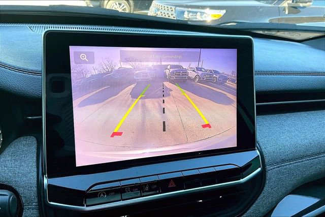 Used 2023 Jeep Compass Sport image 13