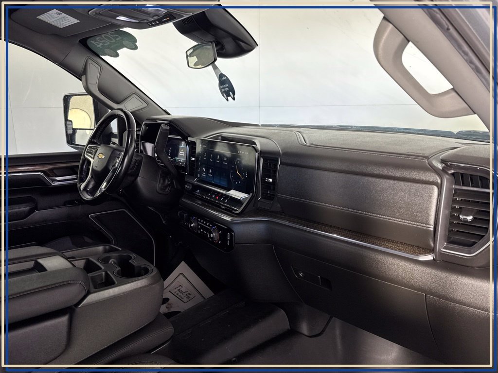 Certified 2024 Chevrolet Silverado 2500 LT AWD/4WD image 47