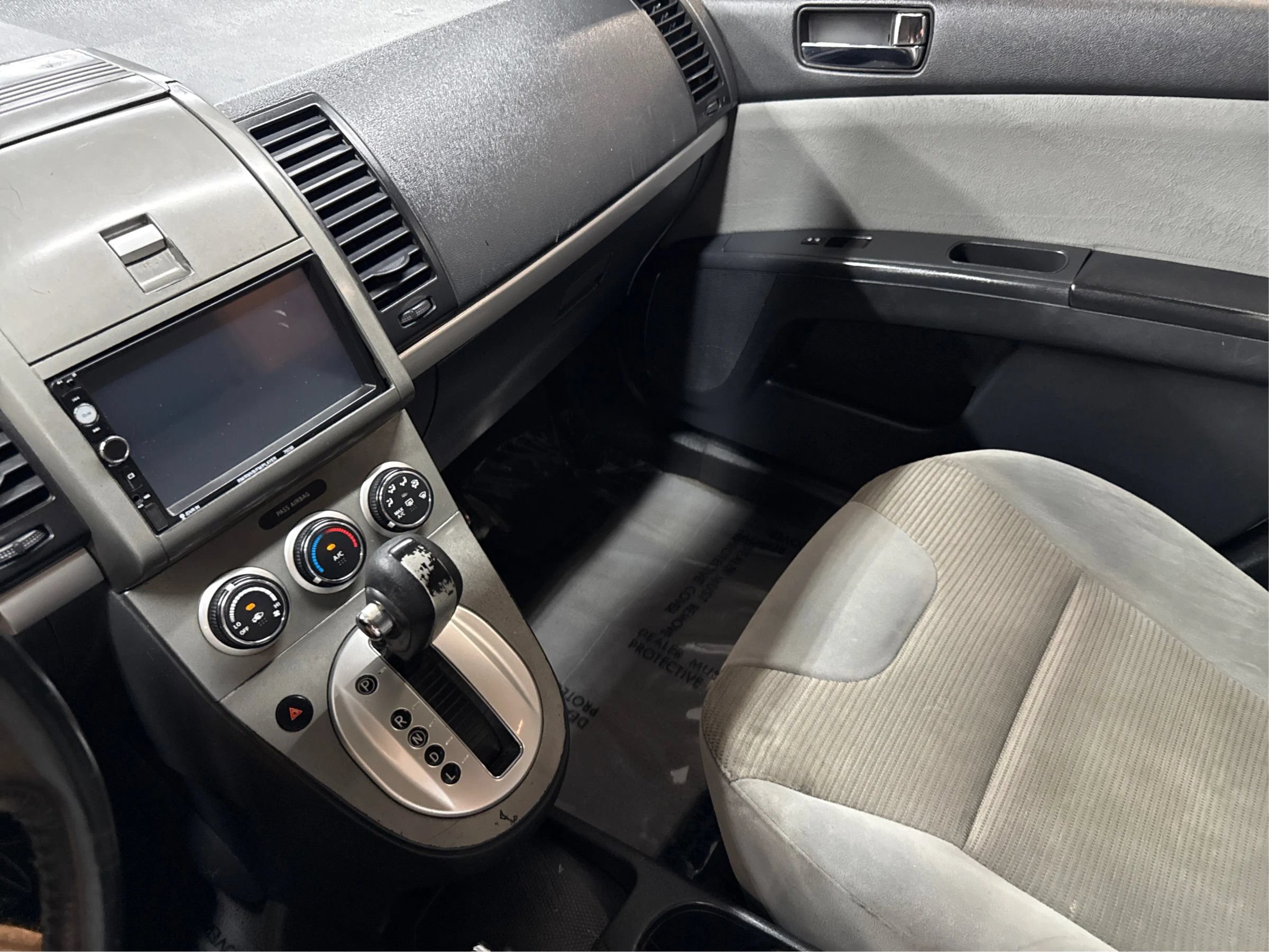 Used 2012 Nissan Sentra 2.0 SR w/ Special Edition Pkg FWD image 24