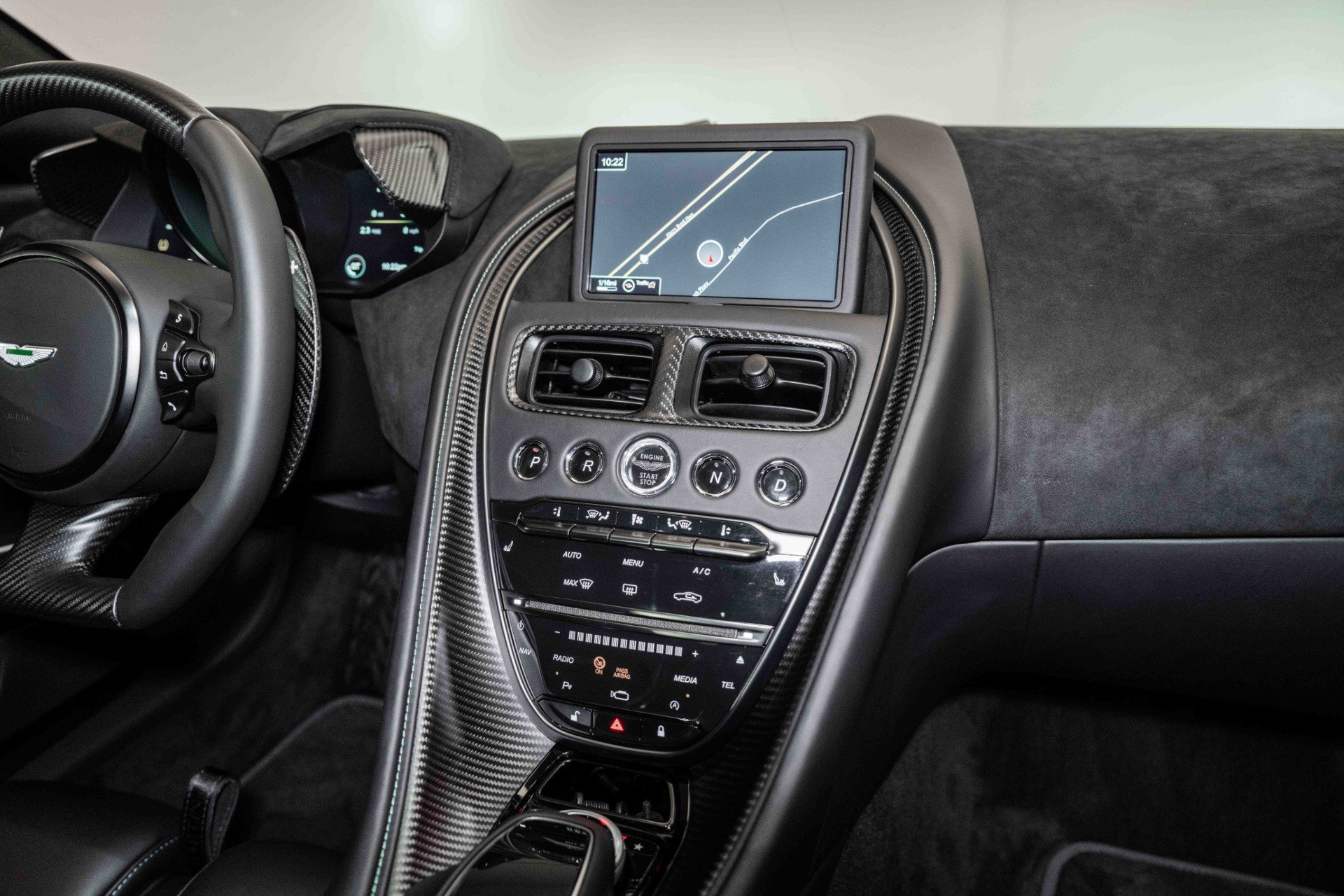 Used 2023 Aston Martin DBS Coupe RWD image 20