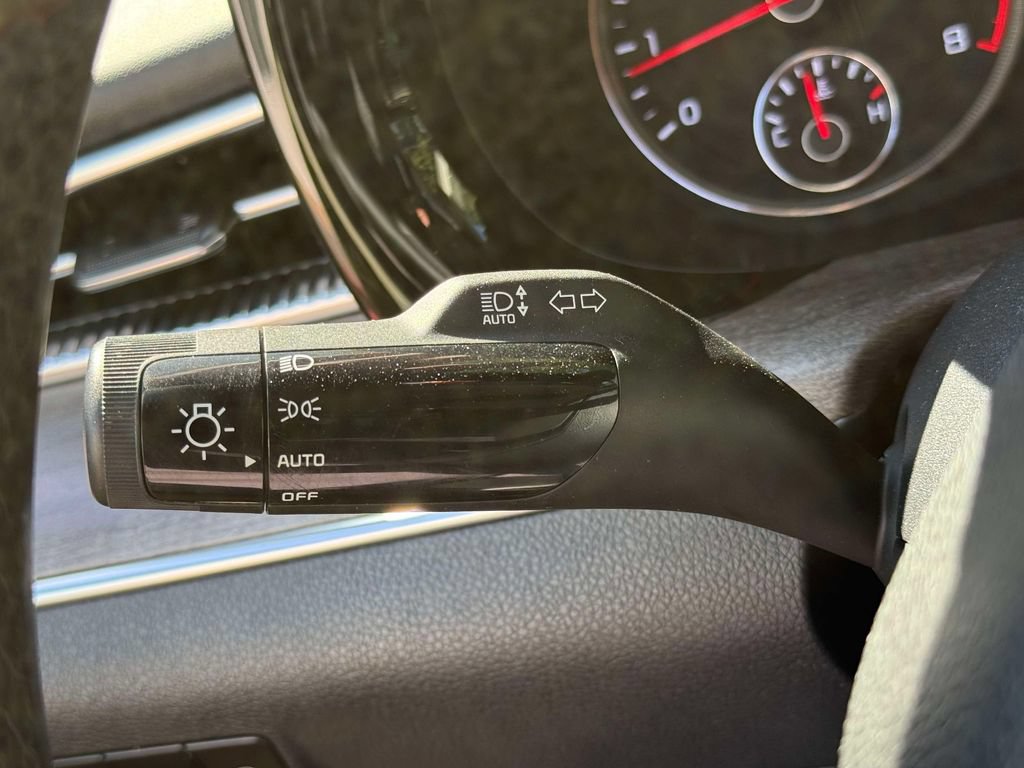 Used 2021 Kia K5 EX w/ EX Premium Package FWD image 30