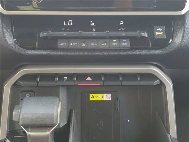 Used 2024 Toyota Tundra SR5 w/ SR5 Convenience Package RWD image 20