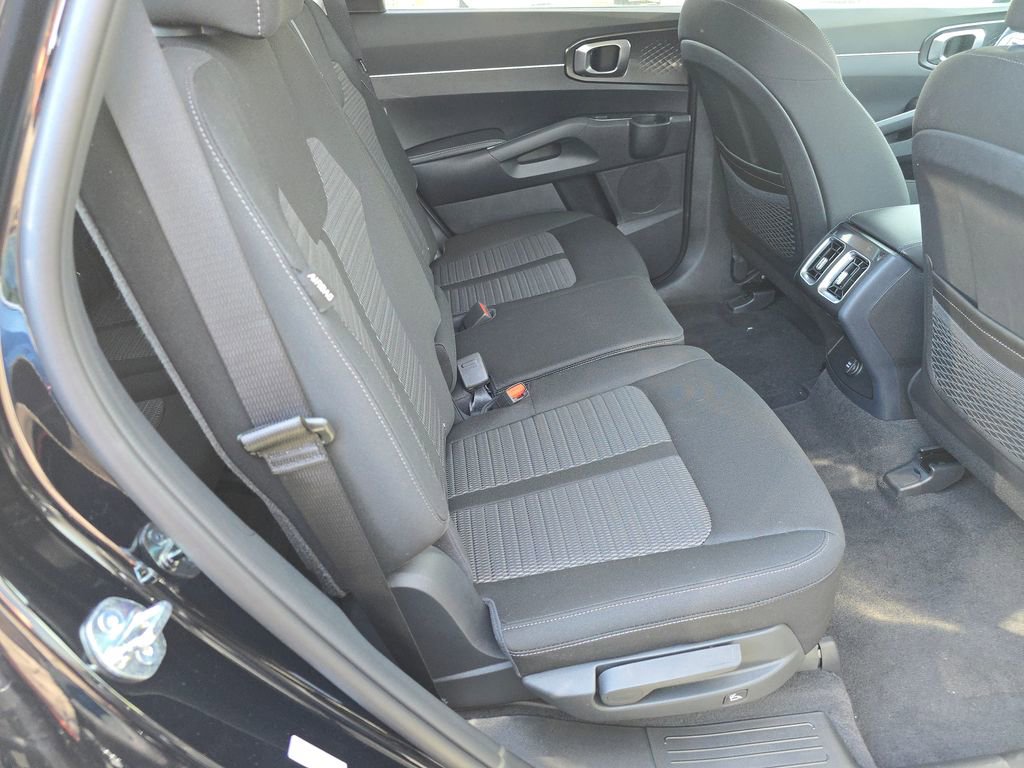 New 2026 Kia Sorento LX image 20
