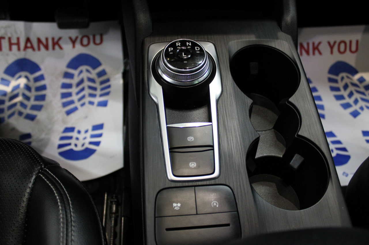 Used 2021 Ford Escape SEL image 17