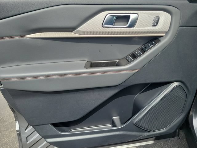 New 2026 Ford Explorer Active w/ Active Comfort Package RWD image 20