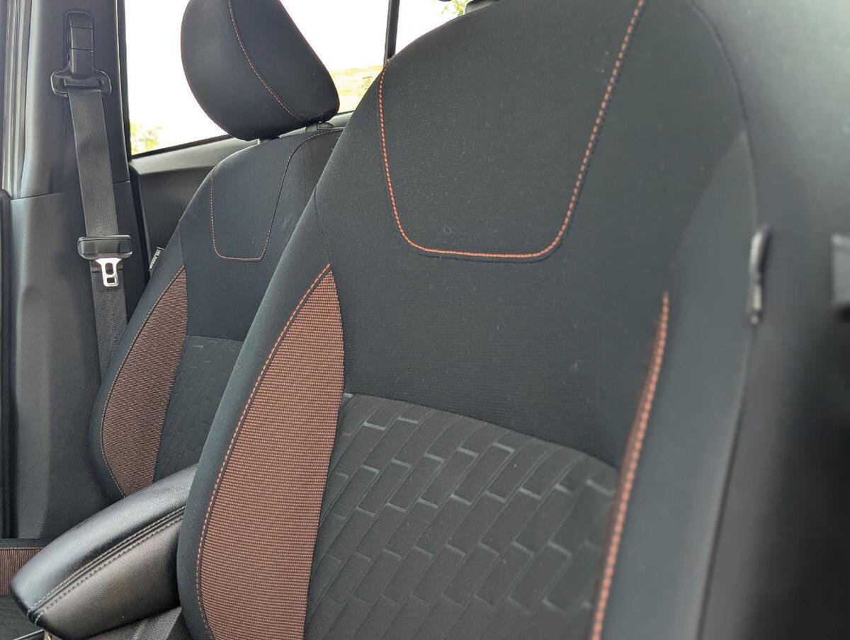 Used 2023 Nissan Kicks SR w/ Exterior Package FWD image 27
