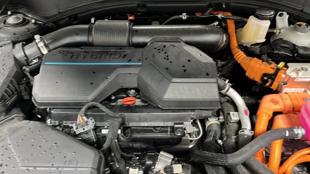 Used 2025 Hyundai Santa Fe Limited AWD/4WD image 27
