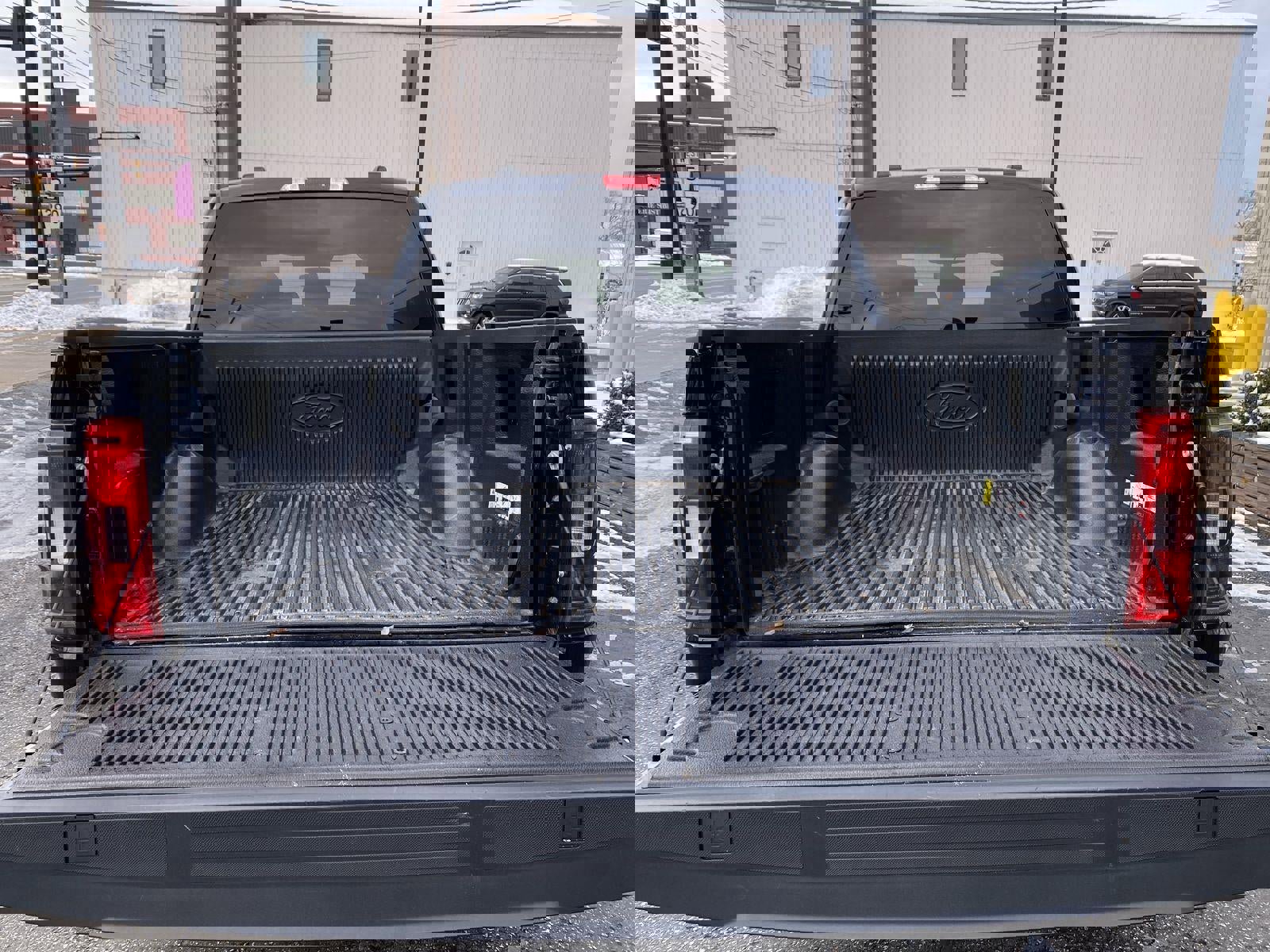 Used 2022 Ford F150 XLT w/ Equipment Group 302A High image 18