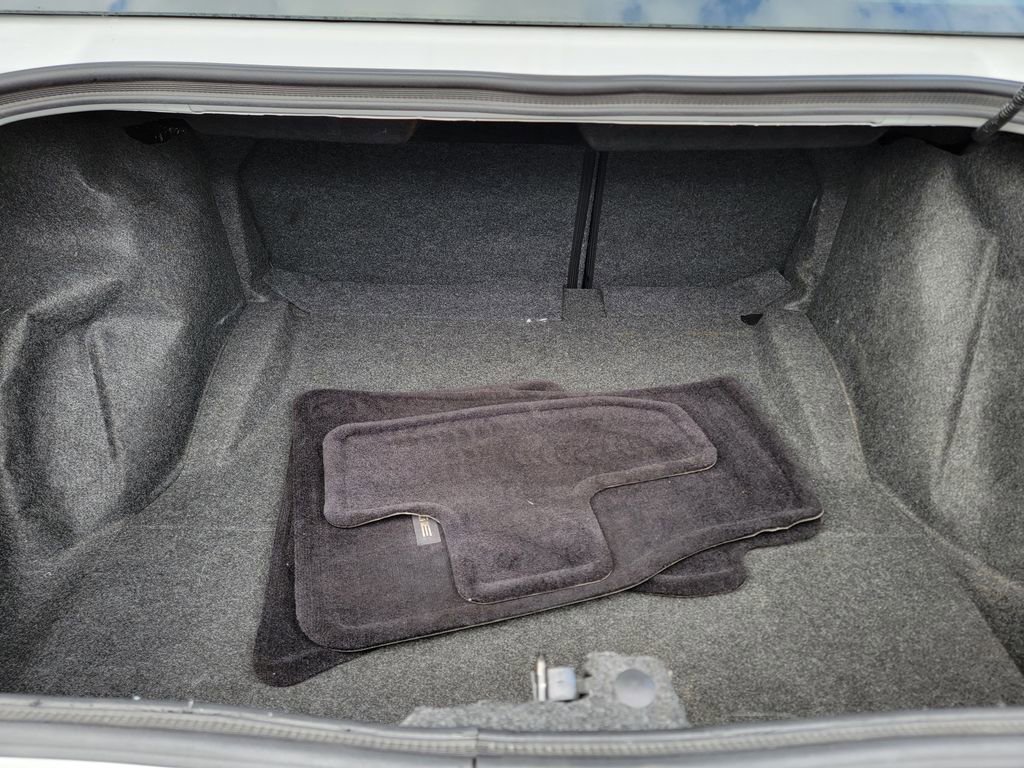 Used 2017 Dodge Challenger SXT Plus image 14