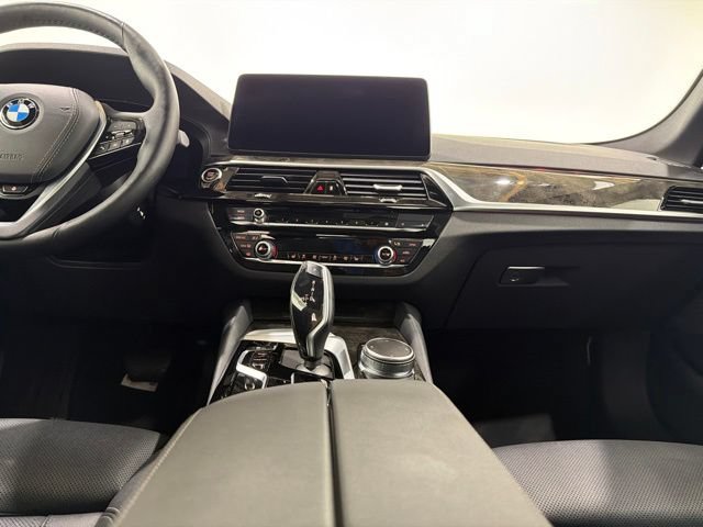 Certified 2023 BMW 530i xDrive w/ Convenience Package AWD/4WD image 35