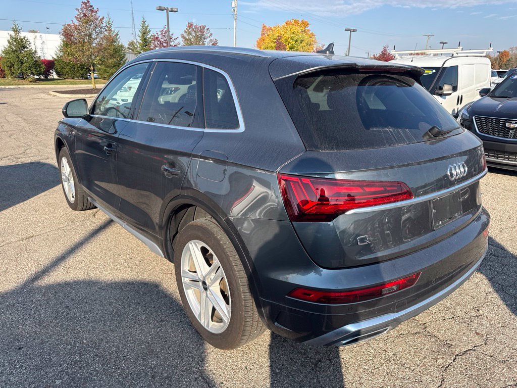 Used 2024 Audi Q5 e Premium w/ Convenience Package AWD/4WD image 7