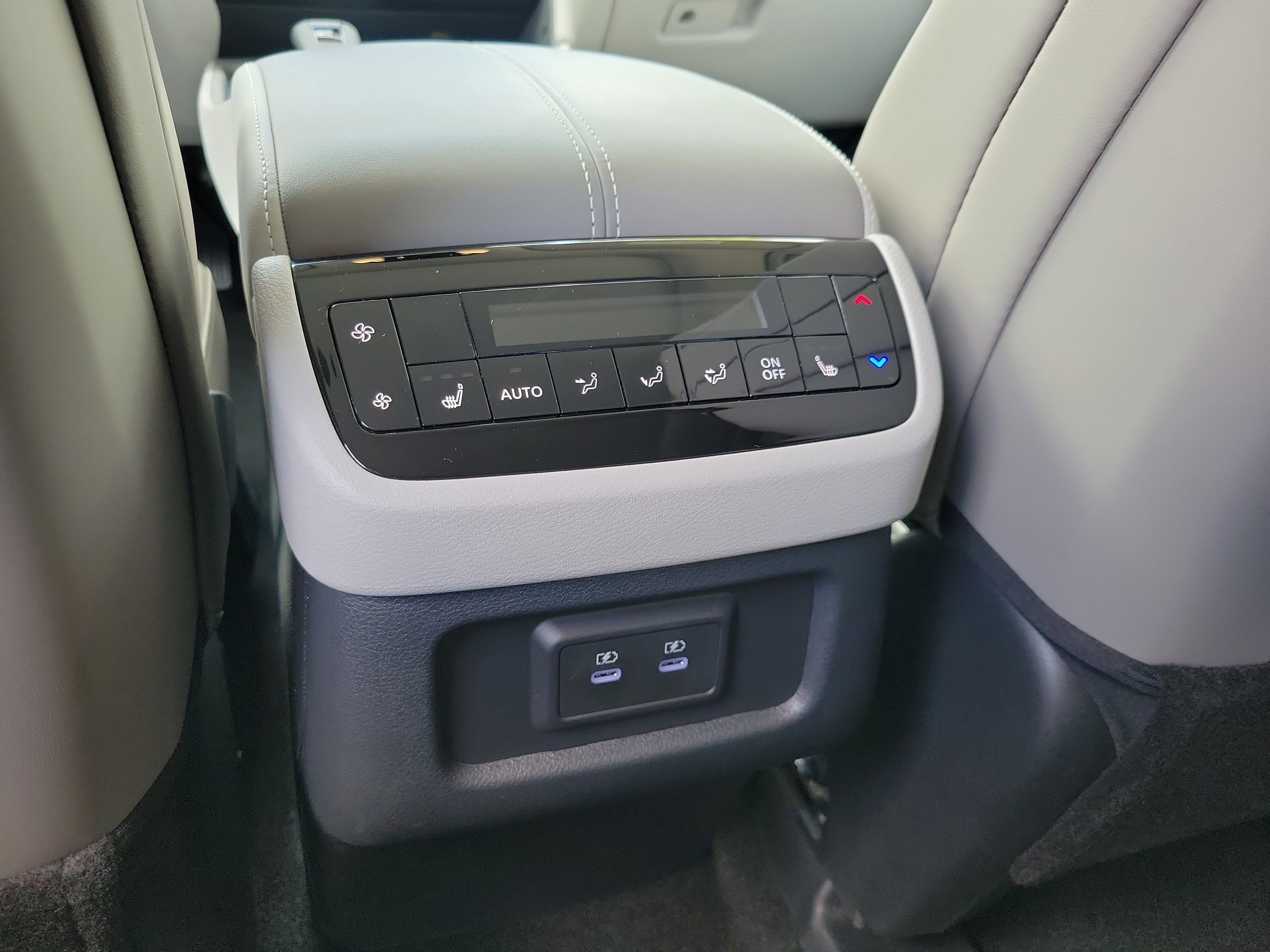 Certified 2026 INFINITI QX60 Luxe w/ Cargo Package image 15