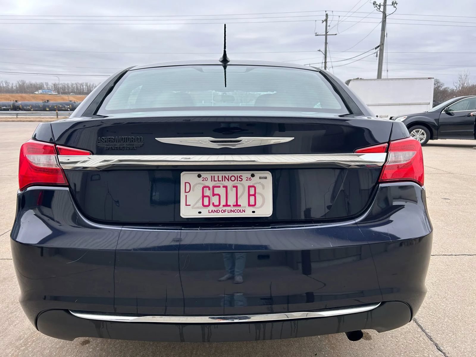 Used 2012 Chrysler 200 Touring w/ Cold Weather Group FWD image 7