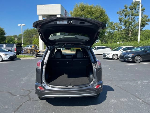 Used 2018 Toyota RAV4 SE w/ Power Extra Value Package AWD/4WD image 9