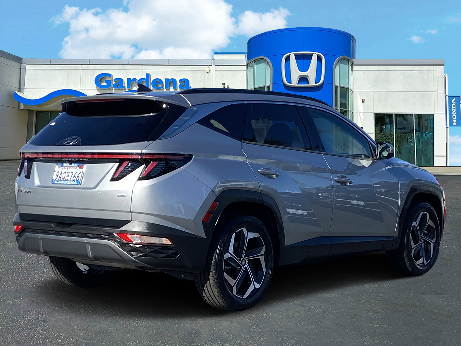 Used 2022 Hyundai Tucson Limited w/ Cargo Package image 6