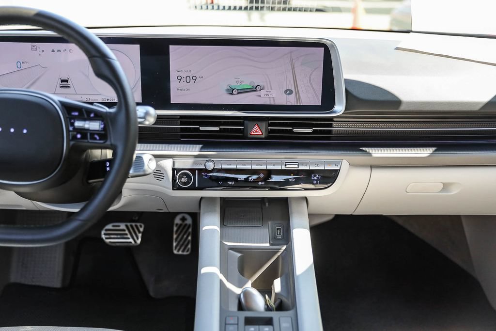 Certified 2024 Hyundai Ioniq 6 Limited RWD image 14