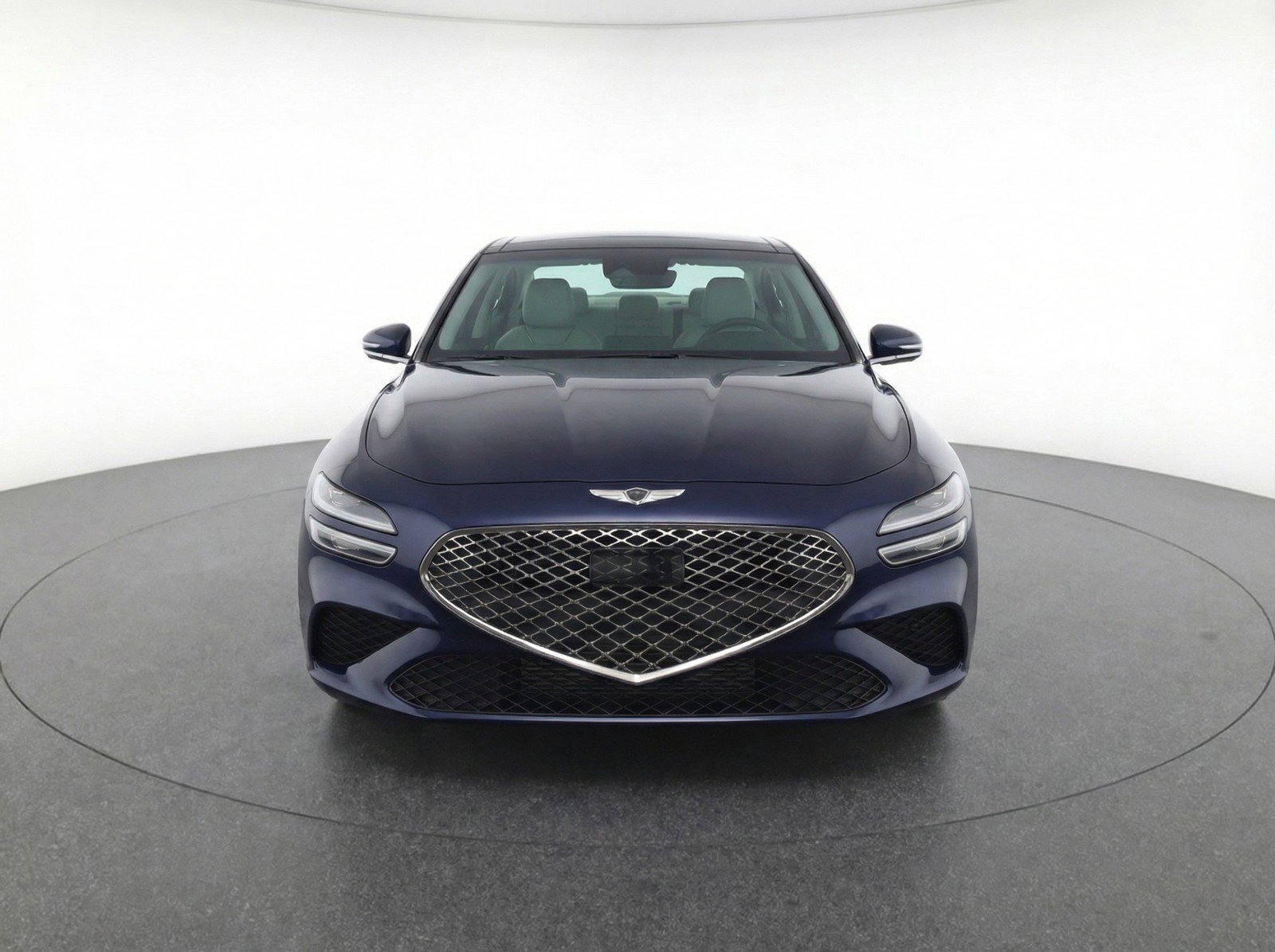 Used 2025 Genesis G70 2.5T image 2