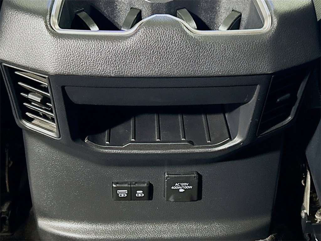 Used 2024 Toyota Tundra Limited image 23