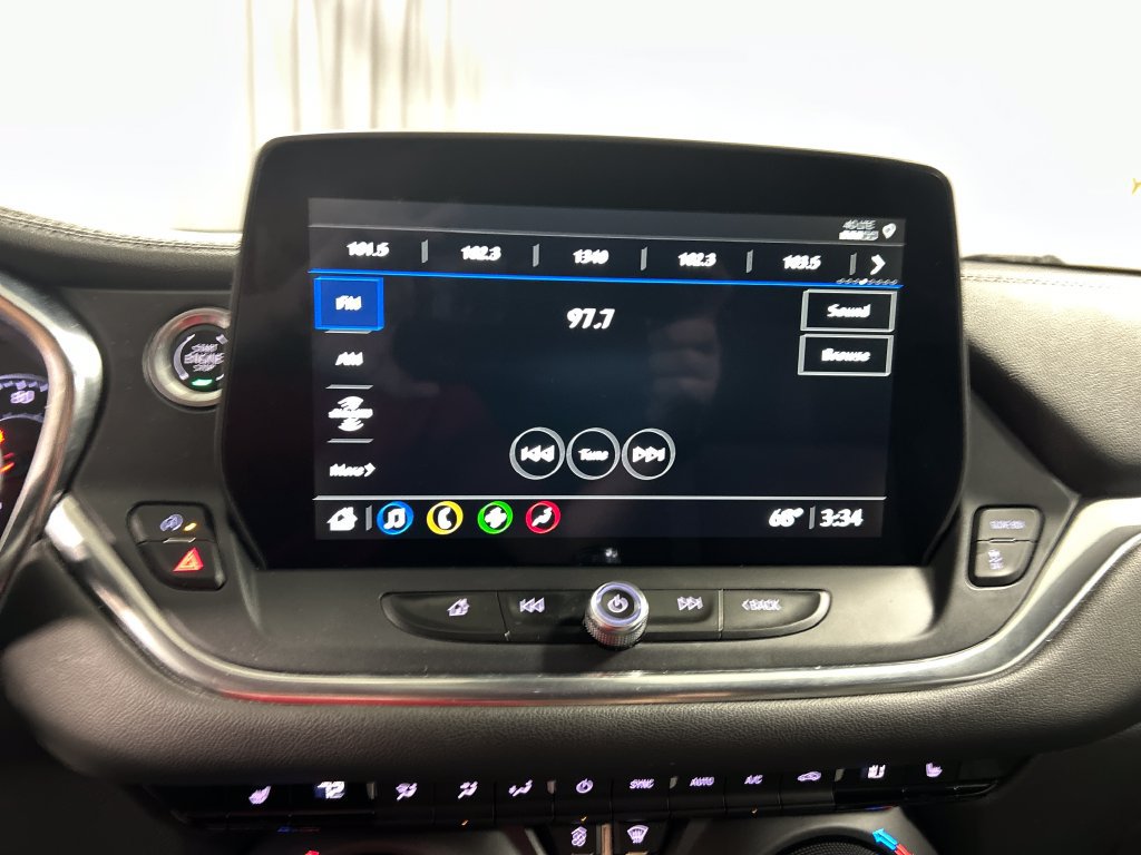 Used 2025 Chevrolet Blazer LT w/ Convenience Package FWD image 17