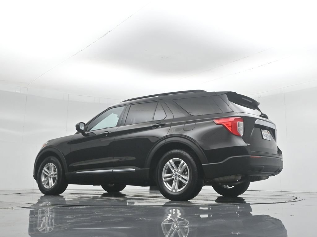 Used 2022 Ford Explorer XLT image 53