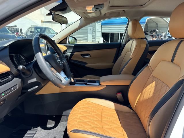 Used 2024 Nissan Sentra SV w/ SV Premium Package image 13