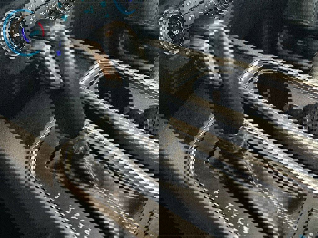 Used 2019 Ford F150 Raptor w/ Equipment Group 802A Luxury image 23