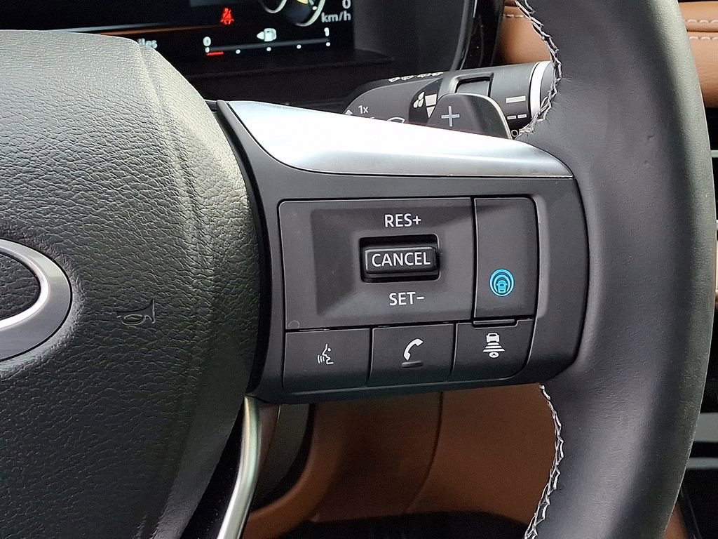 Used 2025 INFINITI QX60 Sensory w/ Vision Package image 25