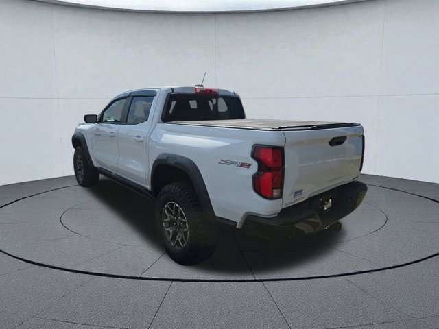 Used 2024 Chevrolet Colorado ZR2 w/ ZR2 Convenience Package III image 3