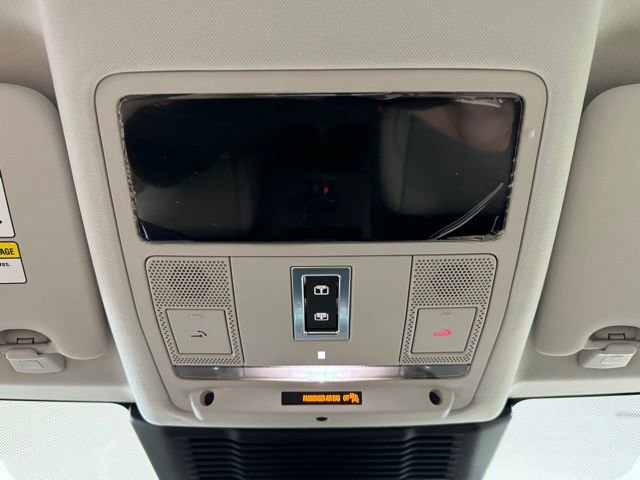 New 2024 Land Rover Discovery Sport S image 19