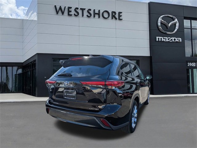 Used 2020 Toyota Highlander Limited image 3