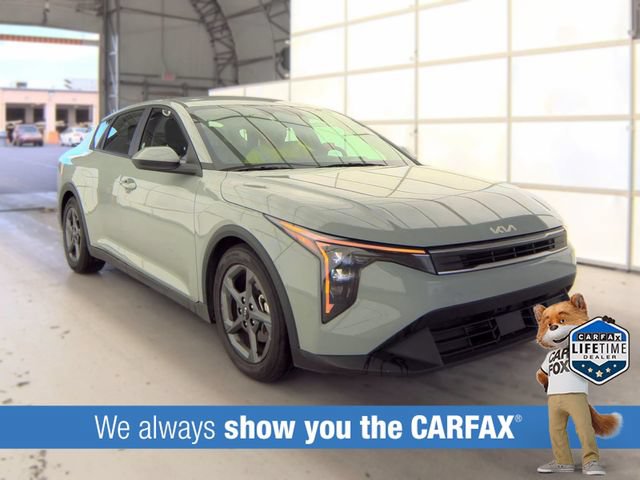 Used 2025 Kia K4 FWD image 2