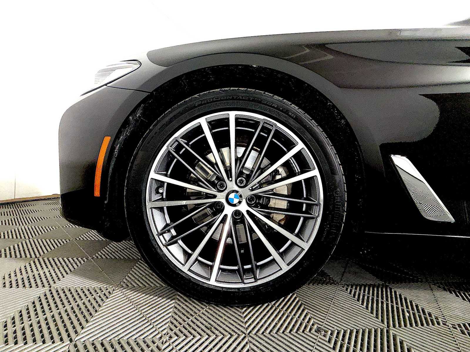 Certified 2023 BMW 530i xDrive w/ Convenience Package image 8