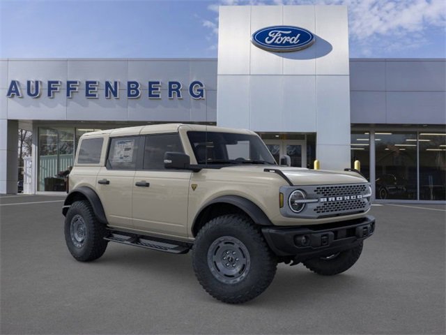 New 2025 Ford Bronco Badlands image 7