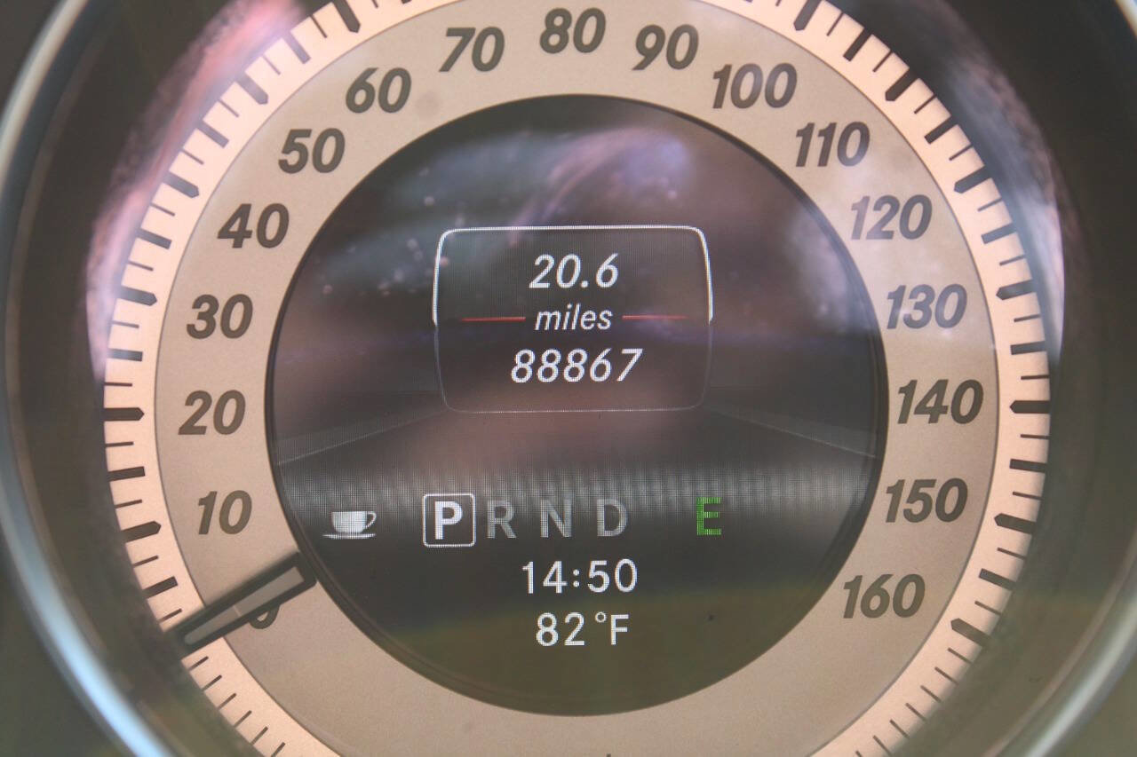 Used 2013 Mercedes-Benz C 250 Sedan image 43