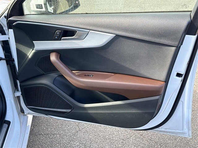 Used 2017 Audi A4 2.0T Premium Plus image 8