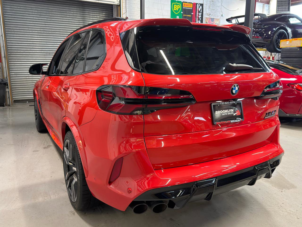 Used 2024 BMW X5 M Competition w/ Executive Package image 8