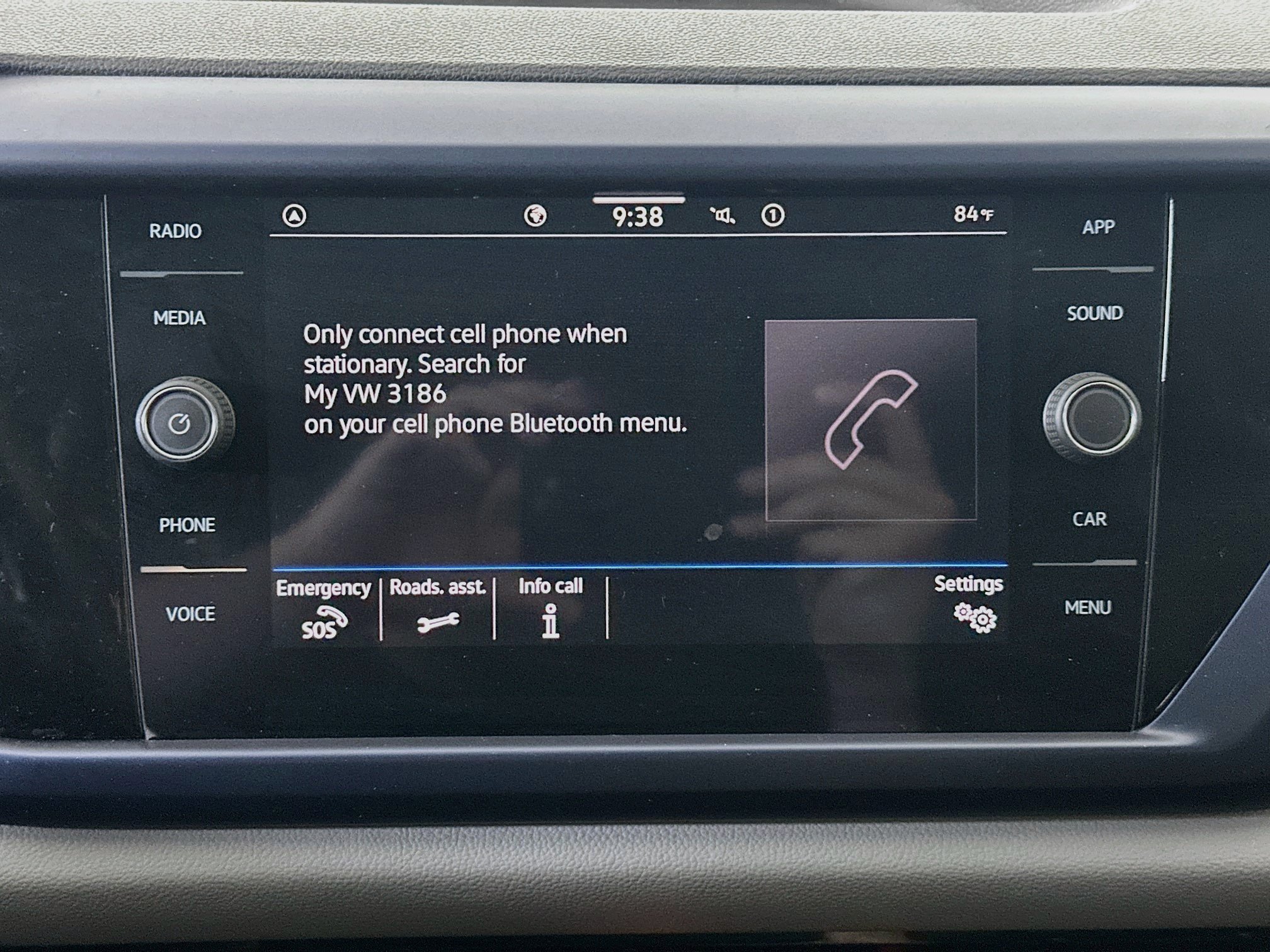Used 2022 Volkswagen Taos SE w/ Panoramic Sunroof Package FWD image 22