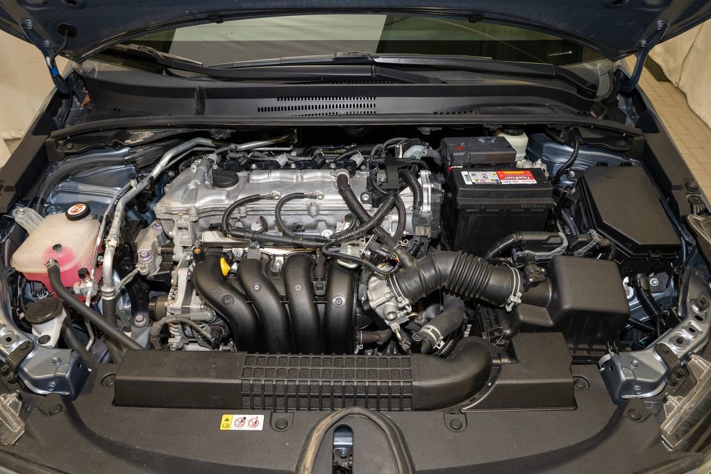 Used 2021 Toyota Corolla LE image 17