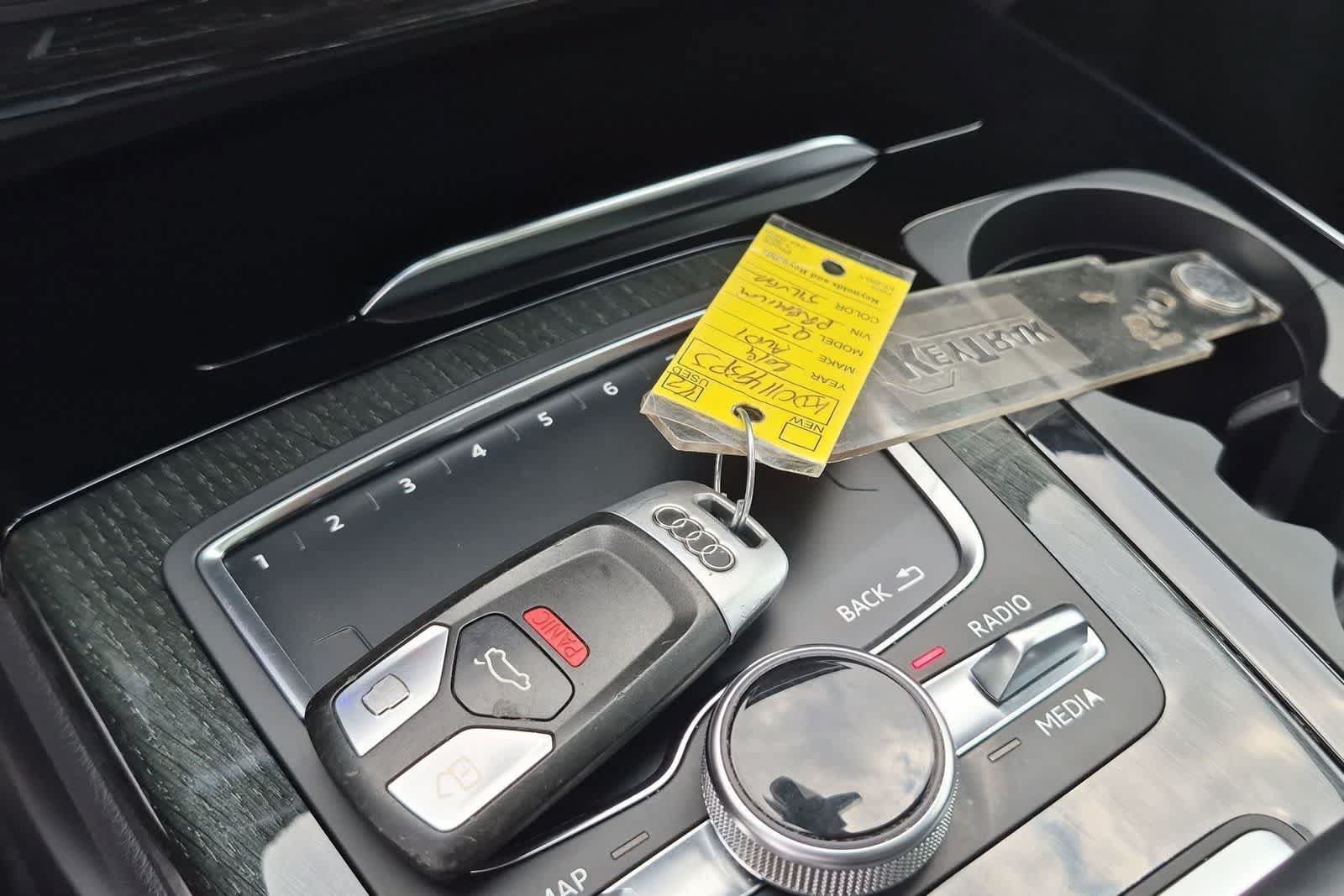 Used 2019 Audi Q7 3.0T Premium w/ Convenience Package AWD/4WD image 32