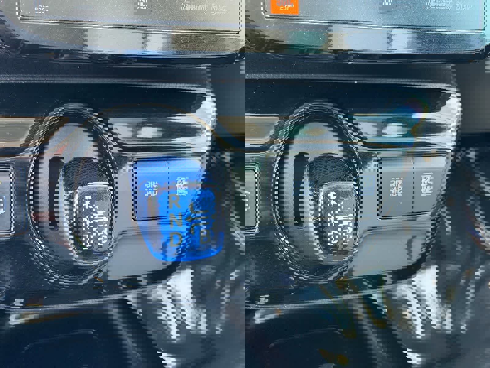 Used 2021 Toyota Prius Limited w/ Premium Convenience Package image 25