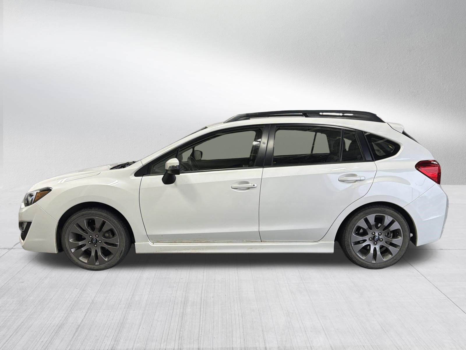 Used 2016 Subaru Impreza 2.0i Sport Limited w/ Popular Package #1 AWD/4WD image 4