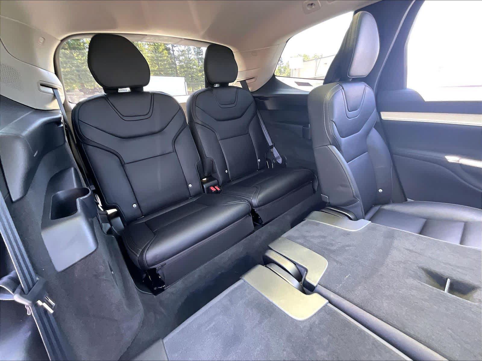 Used 2026 Volvo EX90 Ultra AWD/4WD image 31