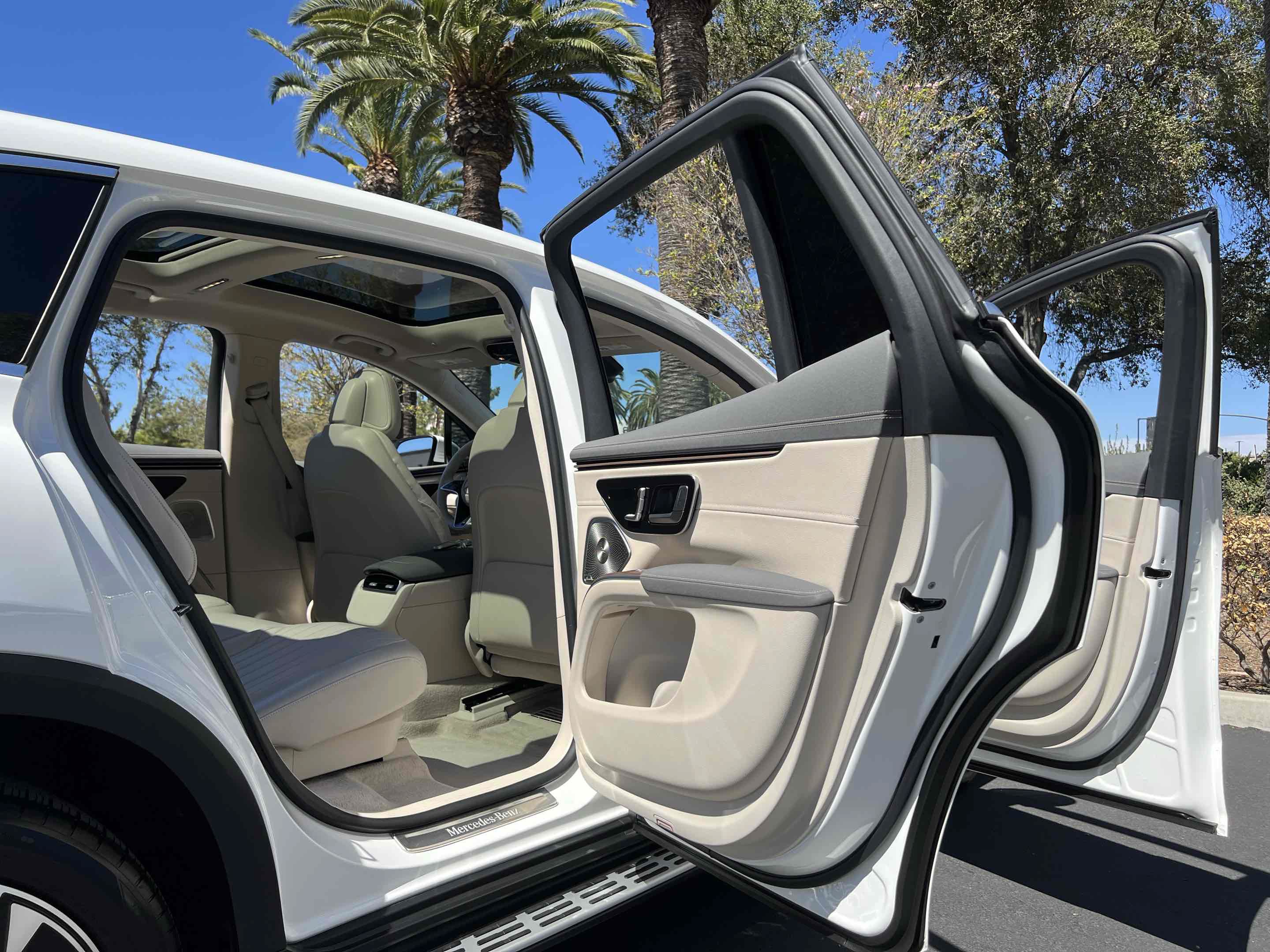 Used 2023 Mercedes-Benz EQS 450+ SUV image 65