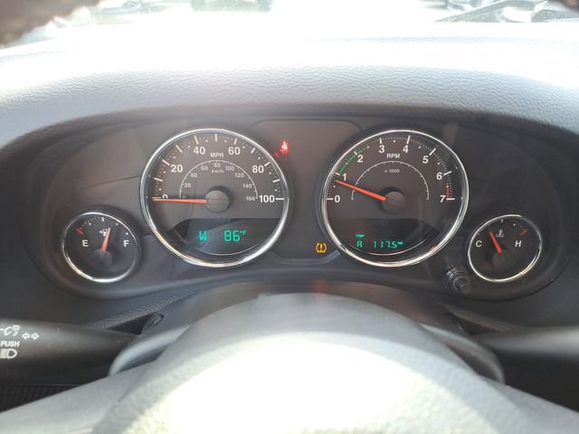 Used 2017 Jeep Wrangler Unlimited Sahara image 18