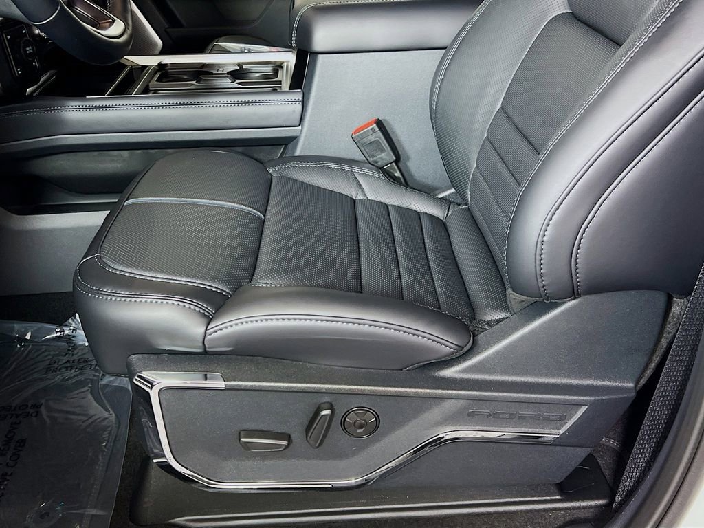 New 2026 Ford F350 Platinum image 23