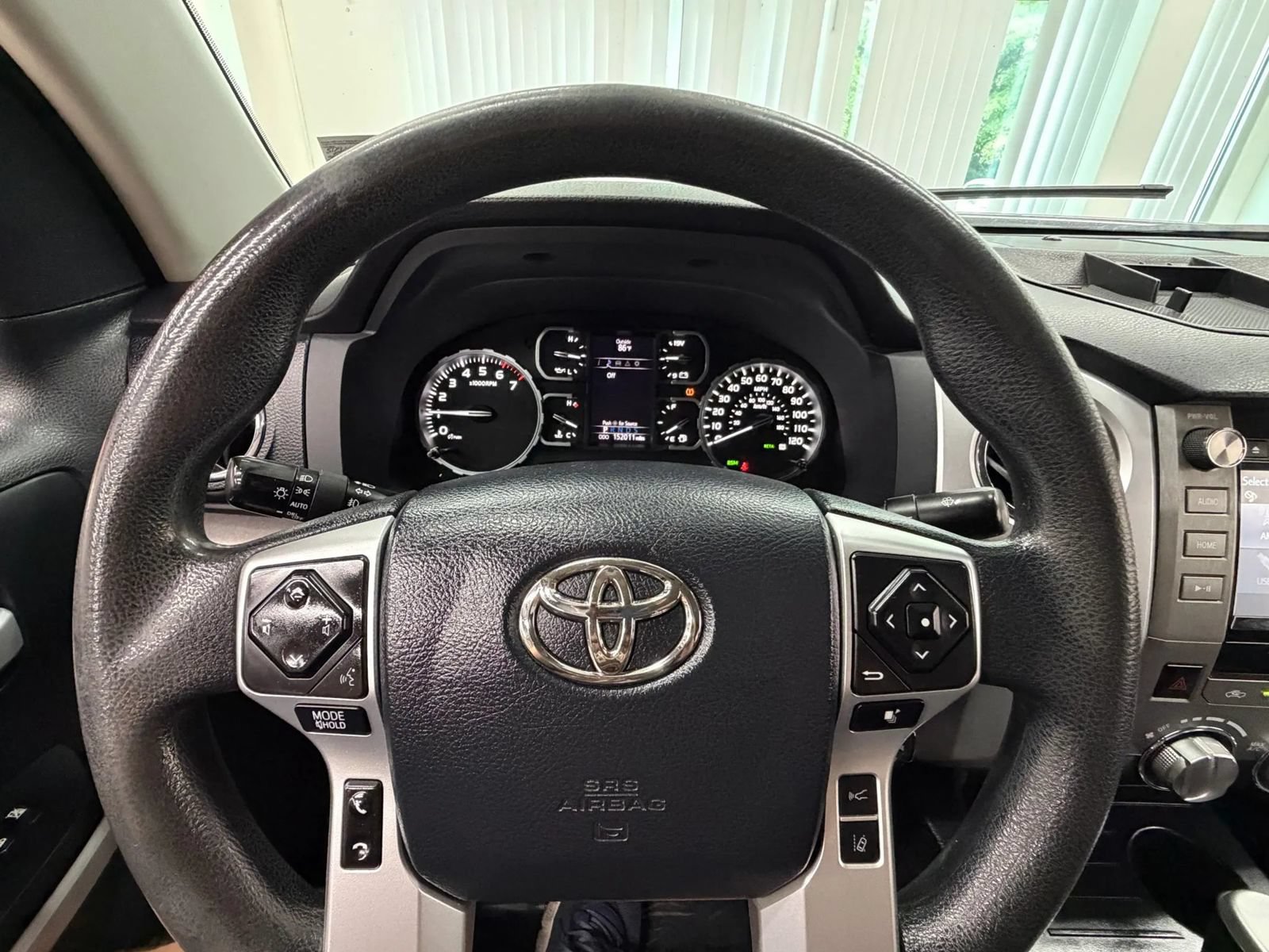 Used 2018 Toyota Tundra SR5 w/ SR5 Upgrade Package AWD/4WD image 23