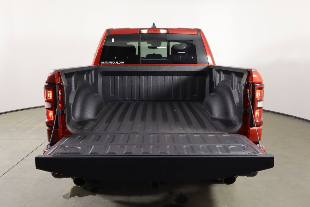 New 2026 RAM 1500 Express AWD/4WD image 17