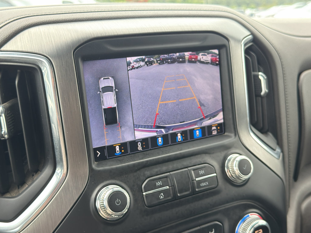 Used 2020 GMC Sierra 3500 Denali w/ Denali Ultimate Package AWD/4WD image 18