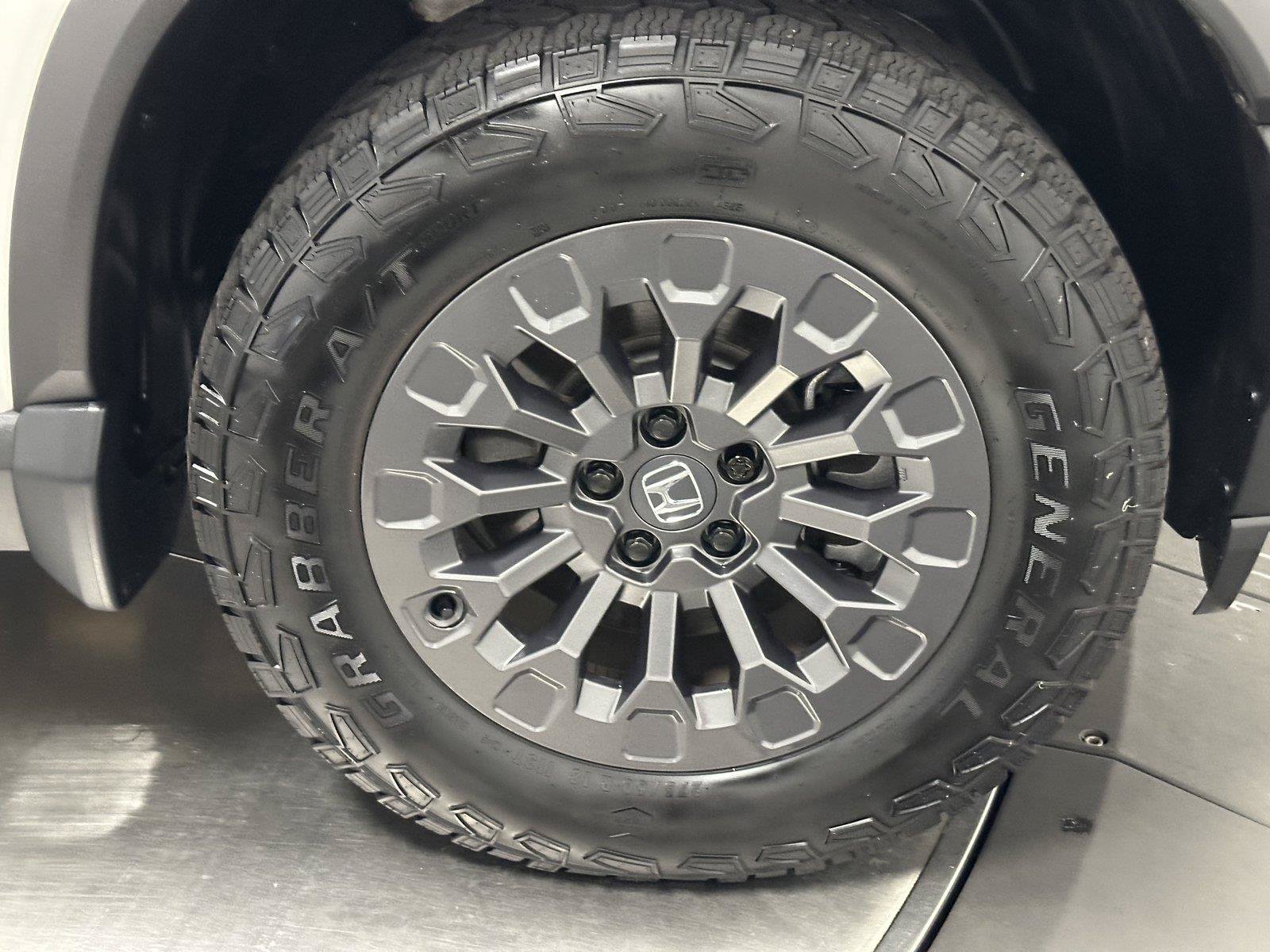 Certified 2026 Honda Passport TrailSport image 17