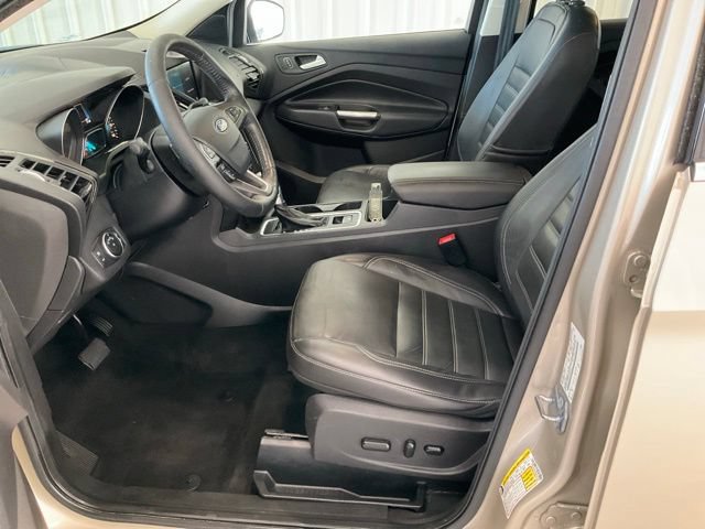 Used 2017 Ford Escape Titanium FWD image 3